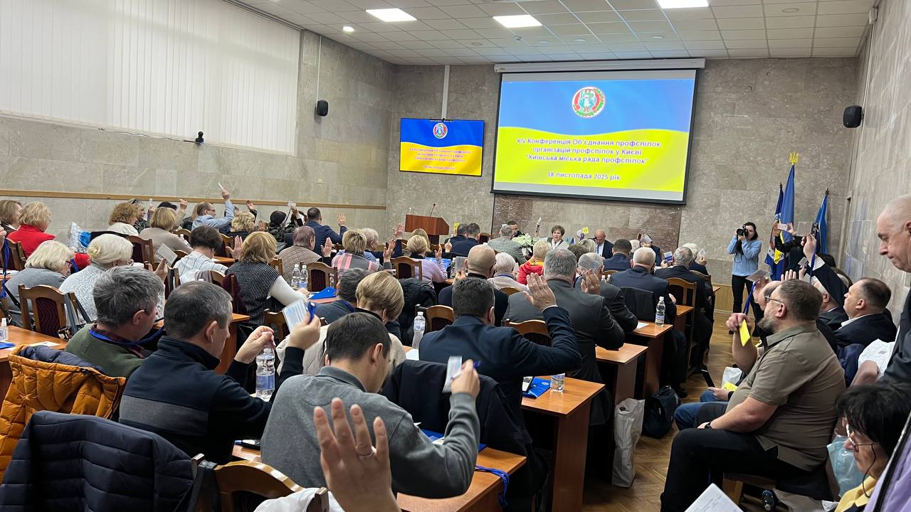 зал сзаду